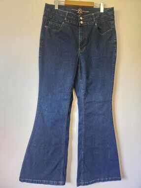 Love & Legend Dark Wash Double Button Flare Jeans Size 14 EUC Western Festival